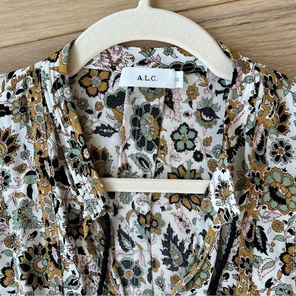 A.L.C. 100% Silk Botanical Floral Print Tassel Tie Blouse 0 Classic Boho Casual - Picture 4 of 4